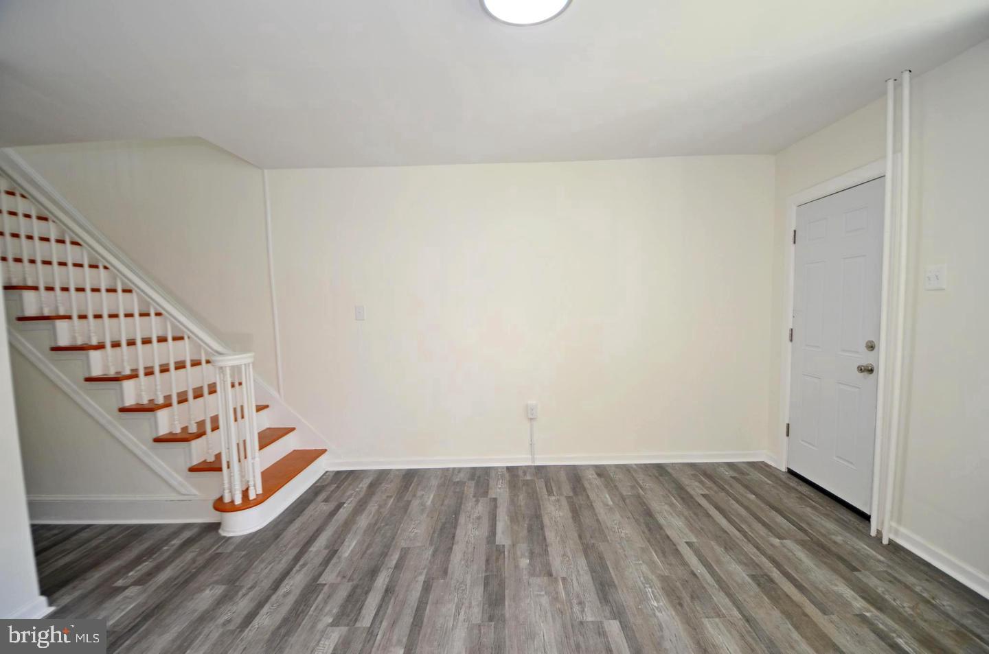 607 N Cannon Ave N # Property Photo 4