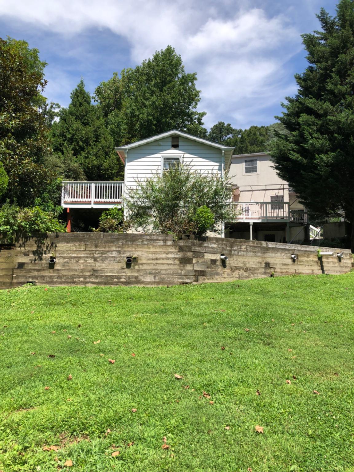 659 Roberts Ave Property Photo 21