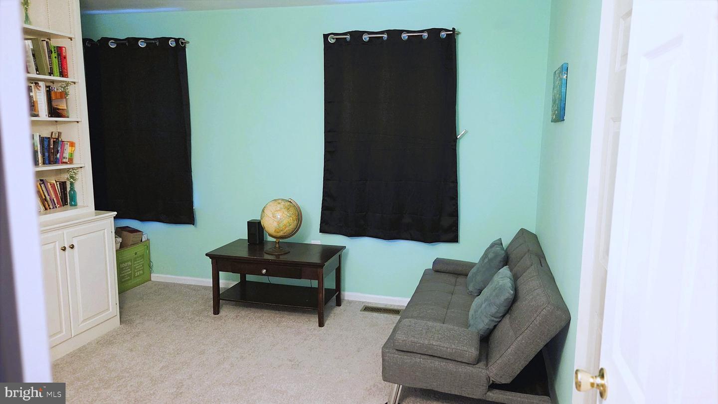 406 Bow Ln Property Photo 26