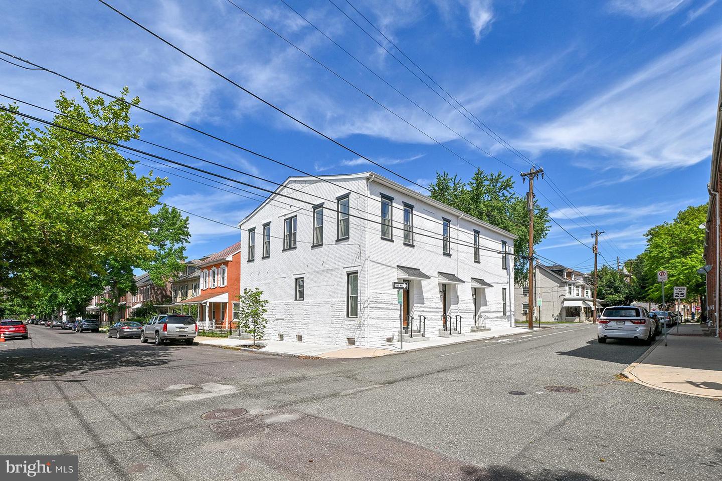 151 N York St #b Property Photo 14