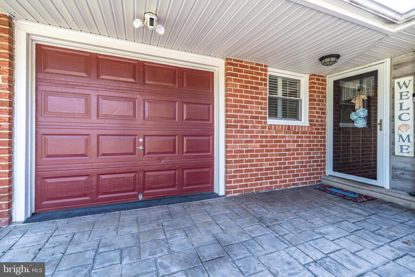 608 Oriole Ln Property Photo 5