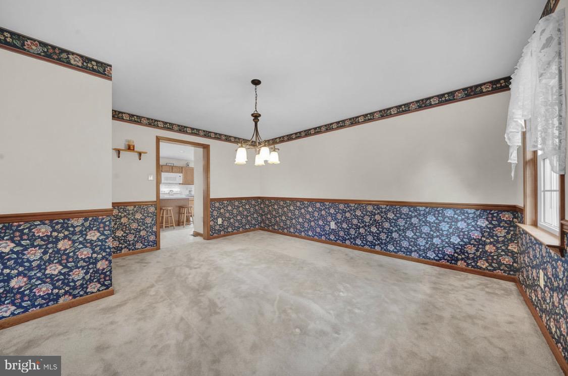 109 Samantha Ln Property Photo 33