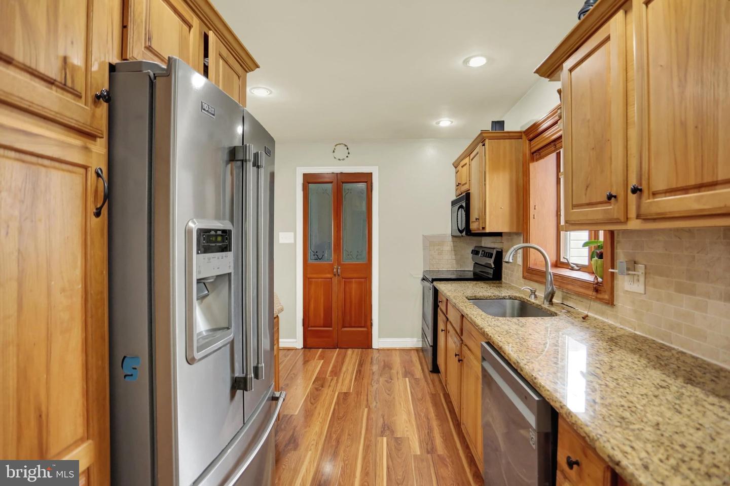 1034 Ethel Ave Property Photo 7