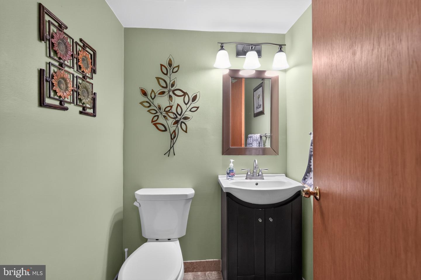 7931 Oak Hill Dr Property Photo 23