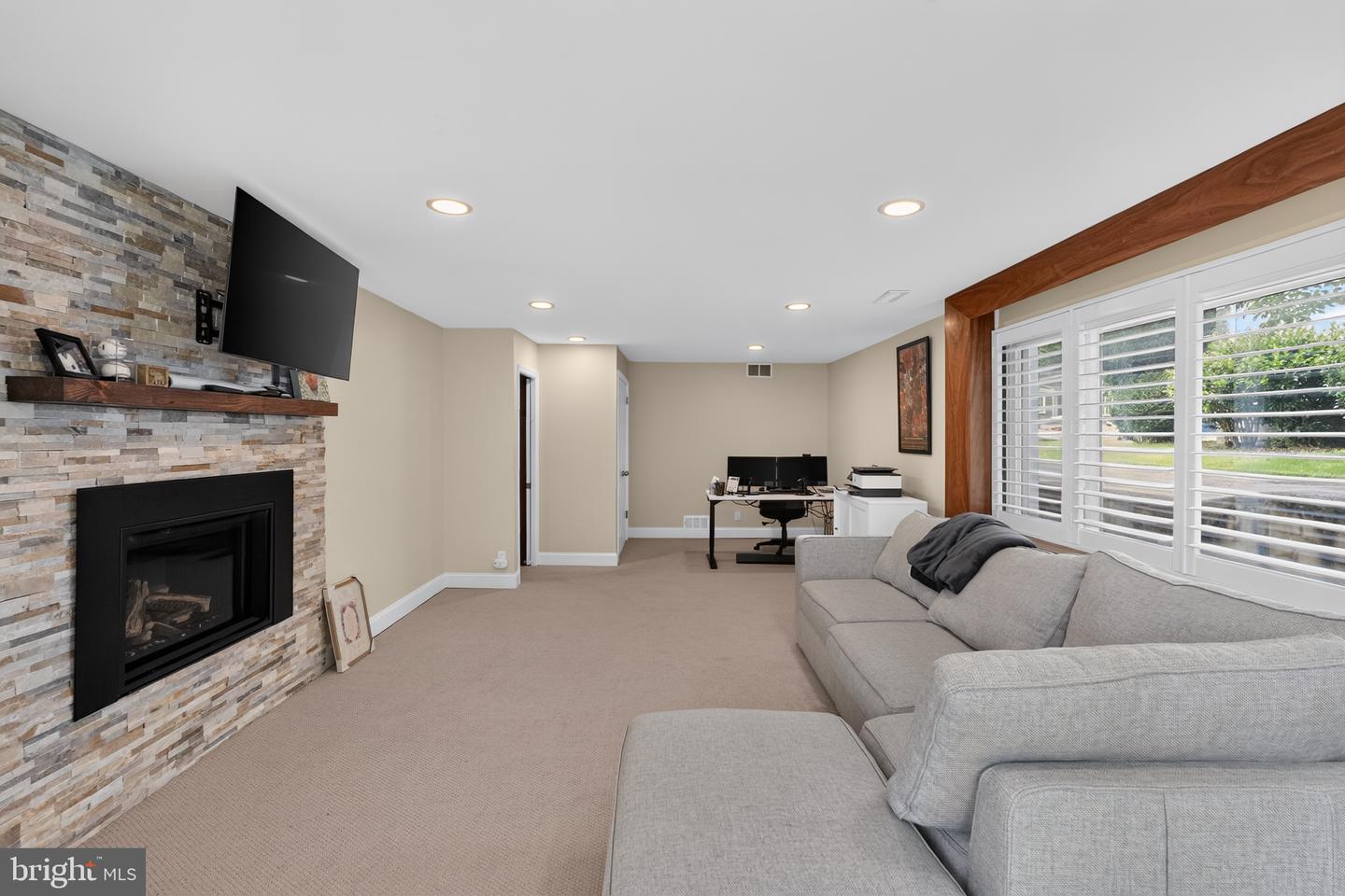 7931 Oak Hill Dr Property Photo 25