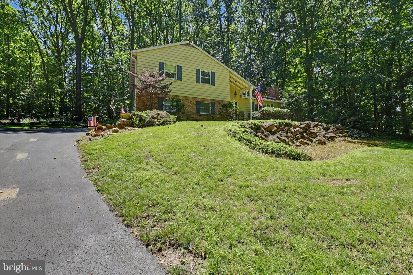 1040 Soffa Rd Property Photo 1