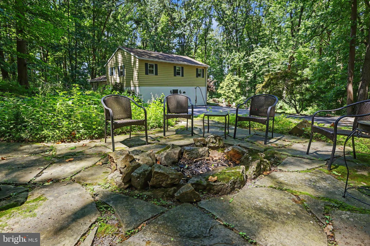 1040 Soffa Rd Property Photo 4