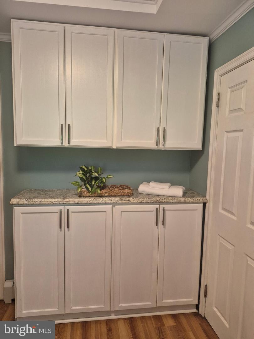 1305 Twining Rd Property Photo 35