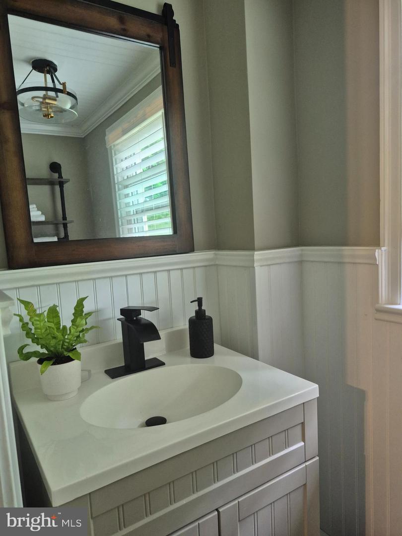 1305 Twining Rd Property Photo 40