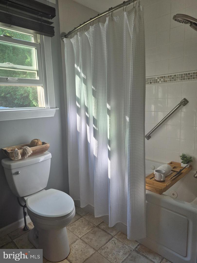 1305 Twining Rd Property Photo 47