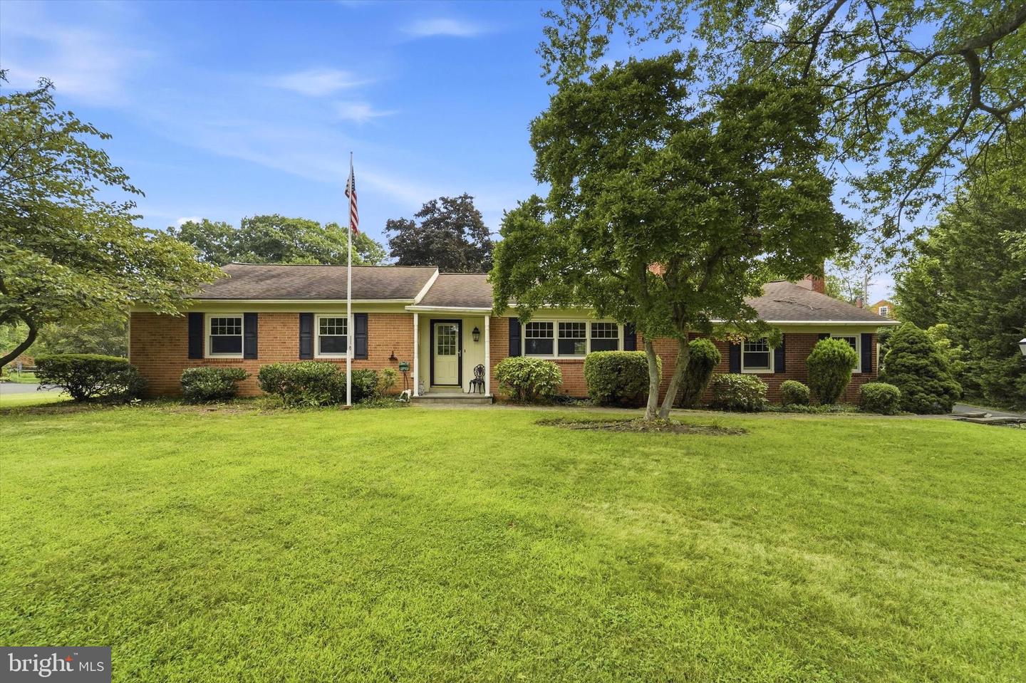 337 KENILWORTH LN