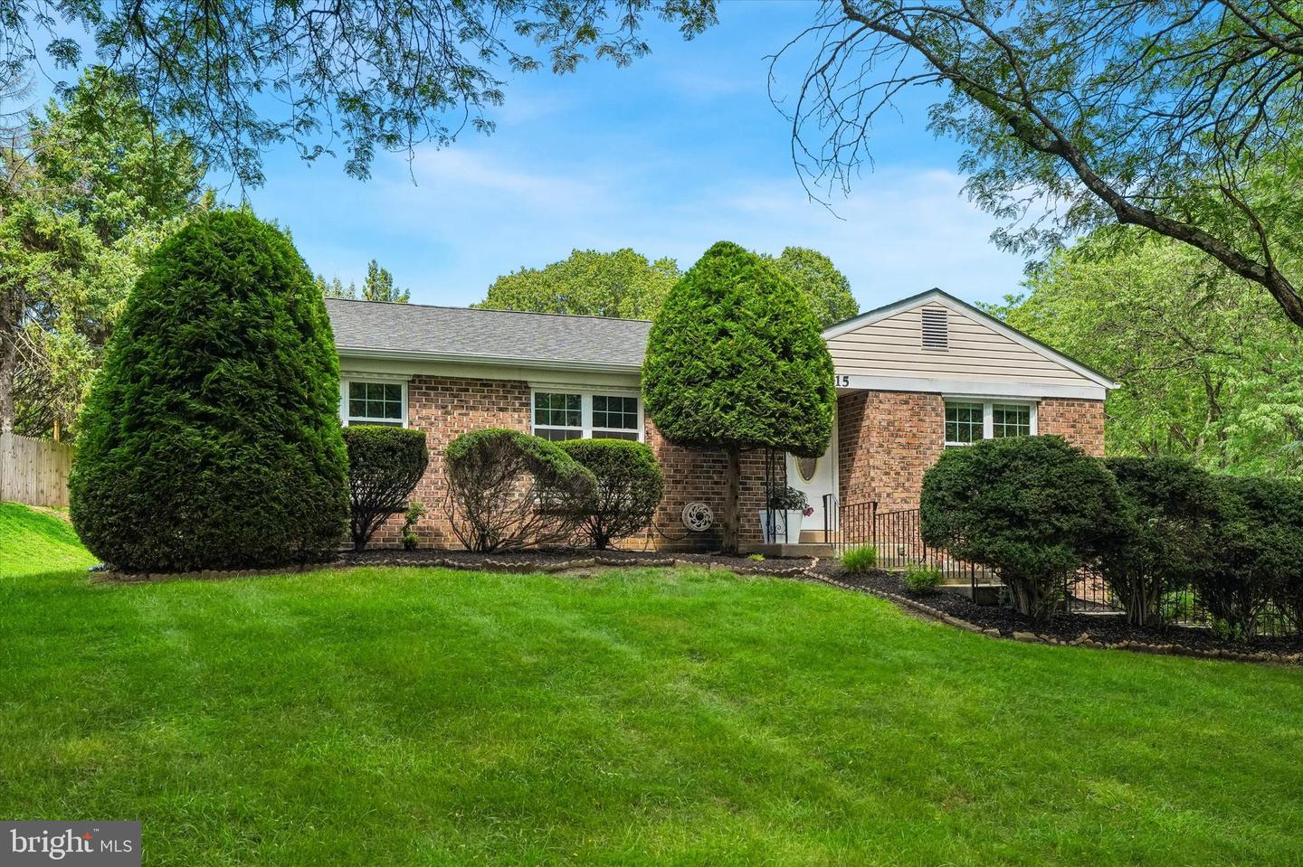 115 Pleasant Hill Rd Property Photo 1