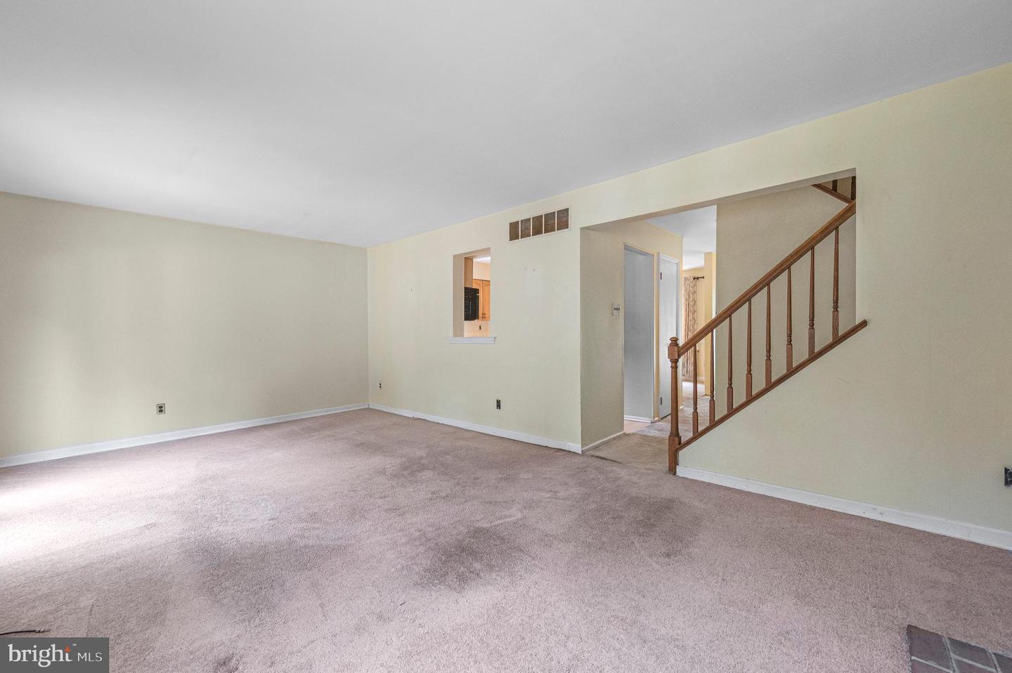 215 Goshen Rd Property Photo 11