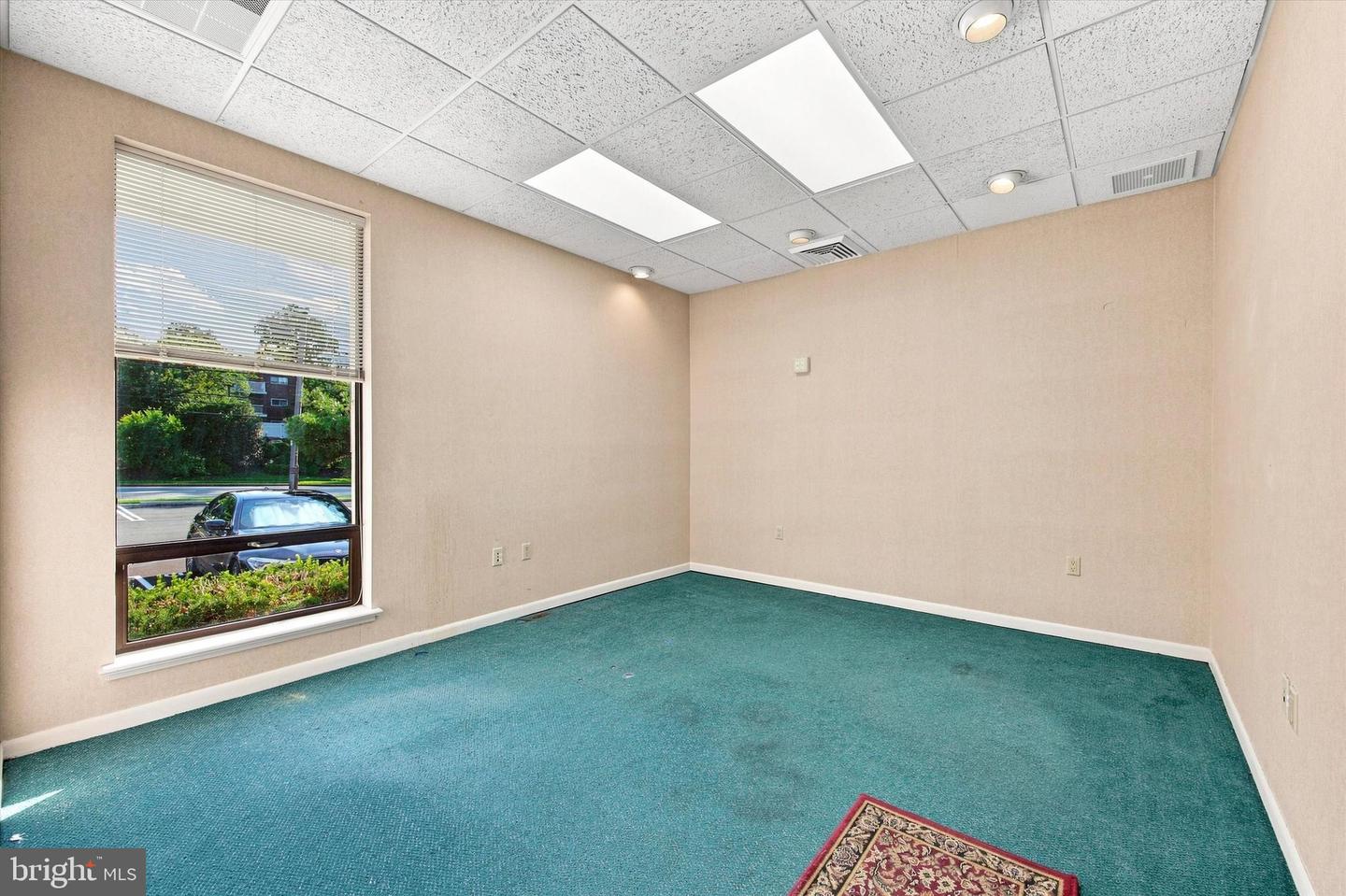333 Township Line Rd Property Photo 14