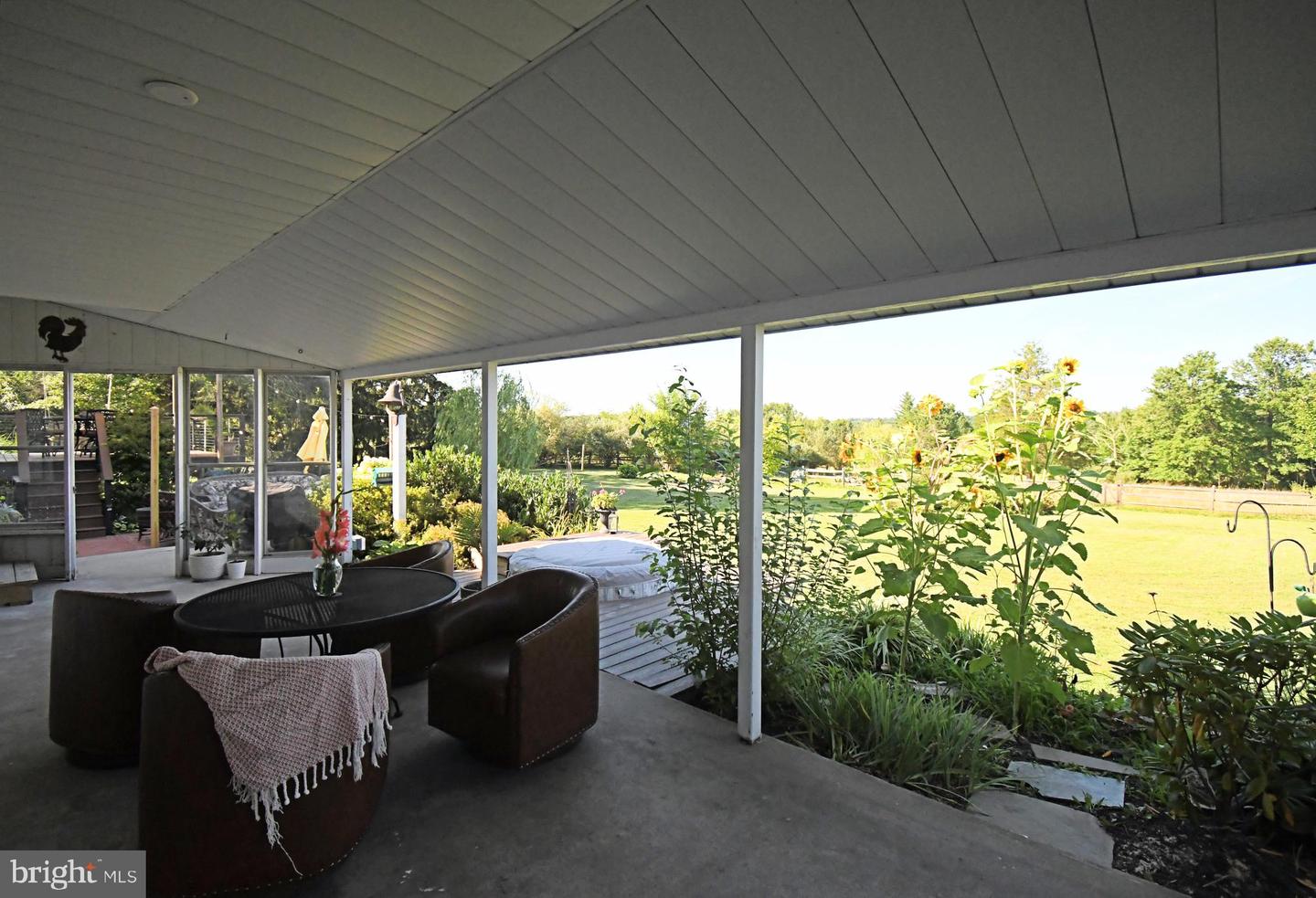 119 Colonial Dr Property Photo 36