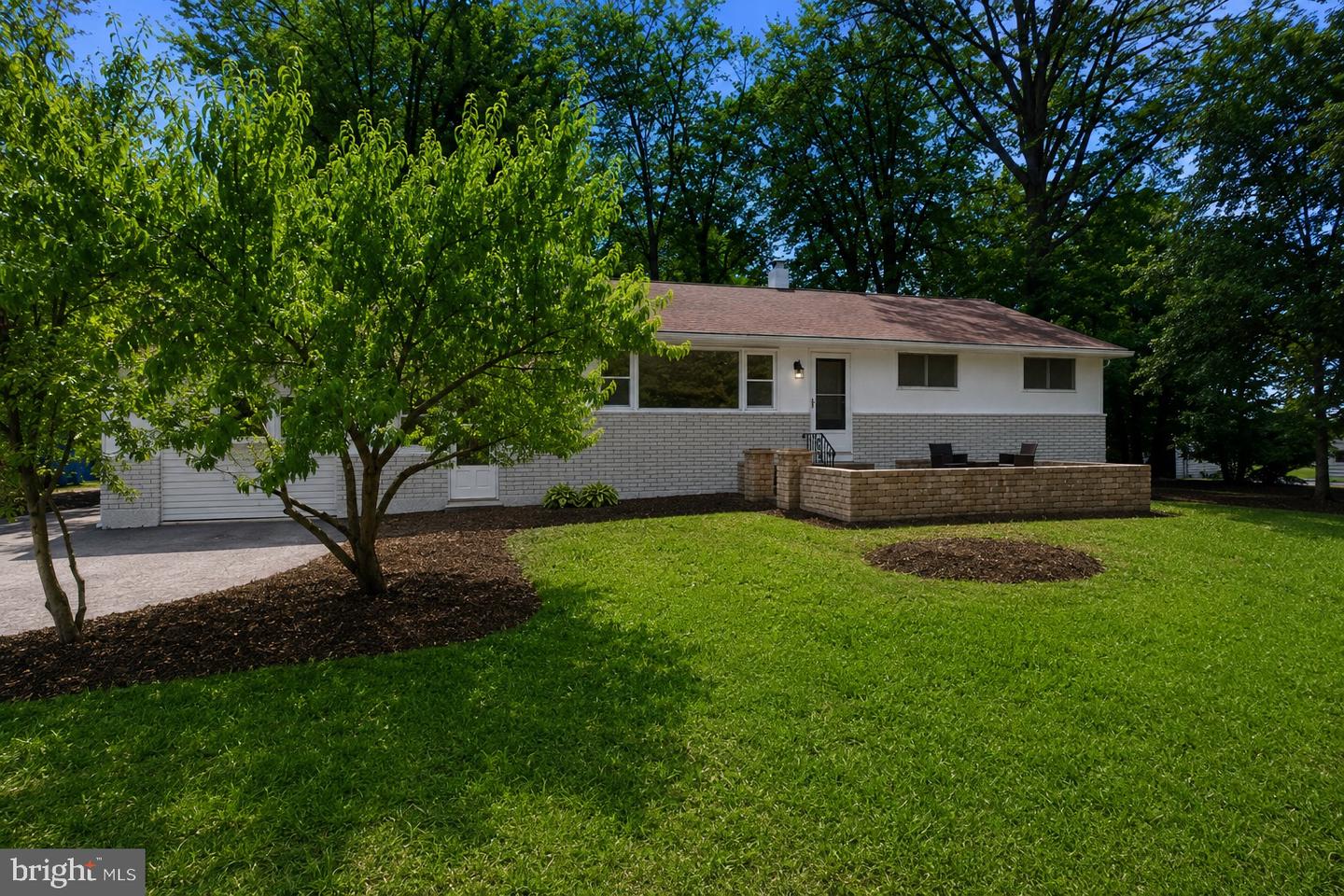 422 Privet Rd Property Photo 2