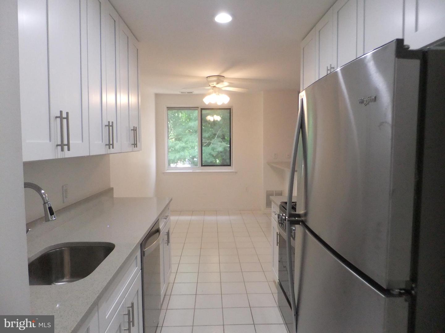 1650 Oakwood Dr #e313 Property Photo 10