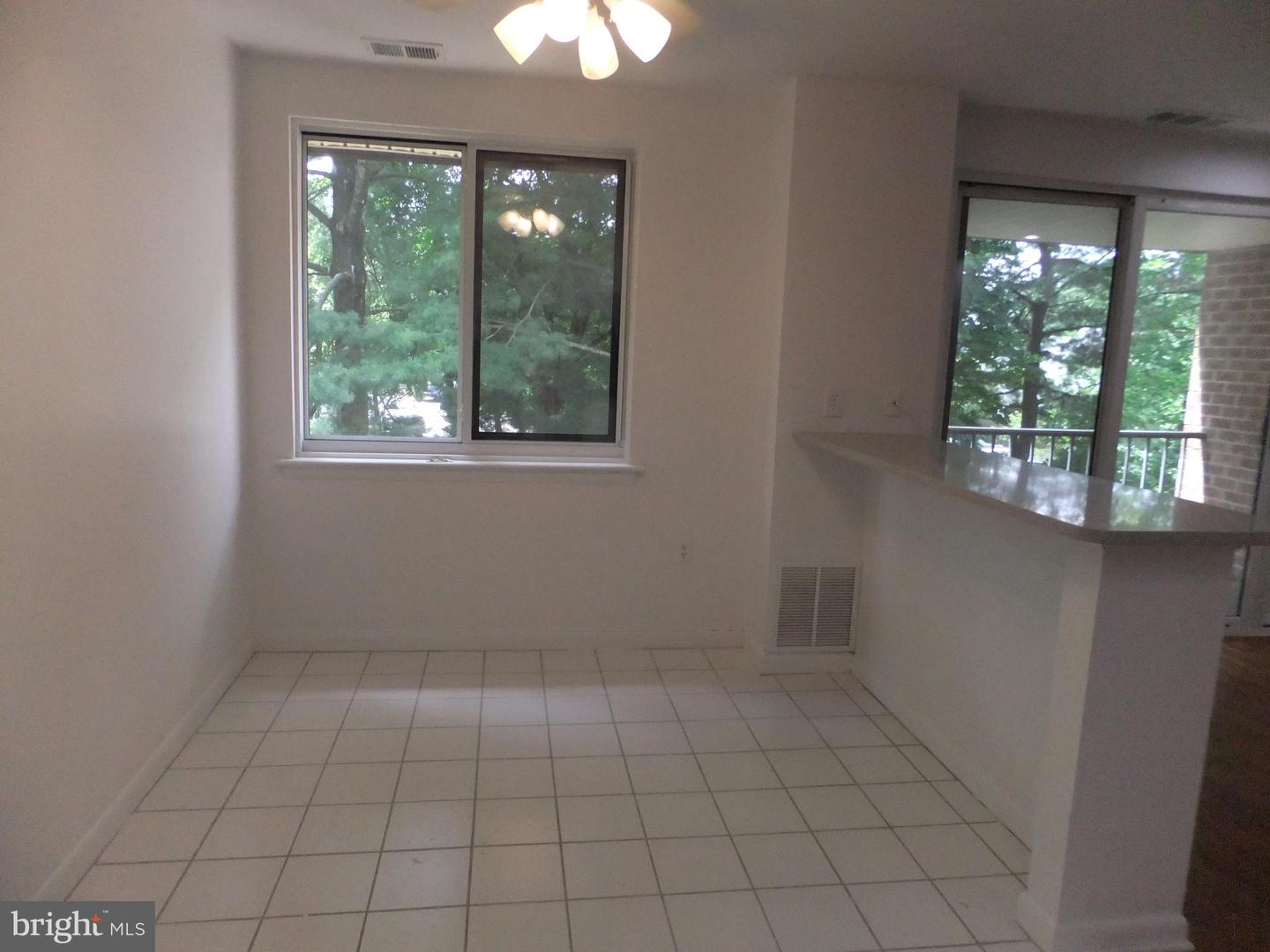 1650 Oakwood Dr #e313 Property Photo 12