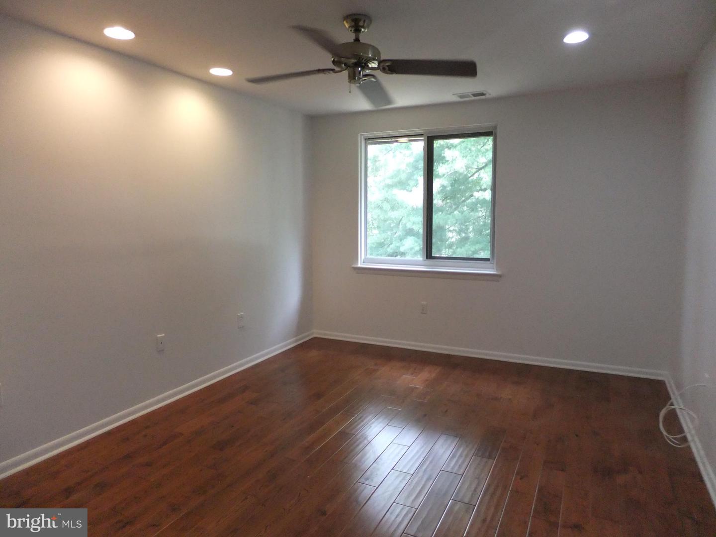 1650 Oakwood Dr #e313 Property Photo 14