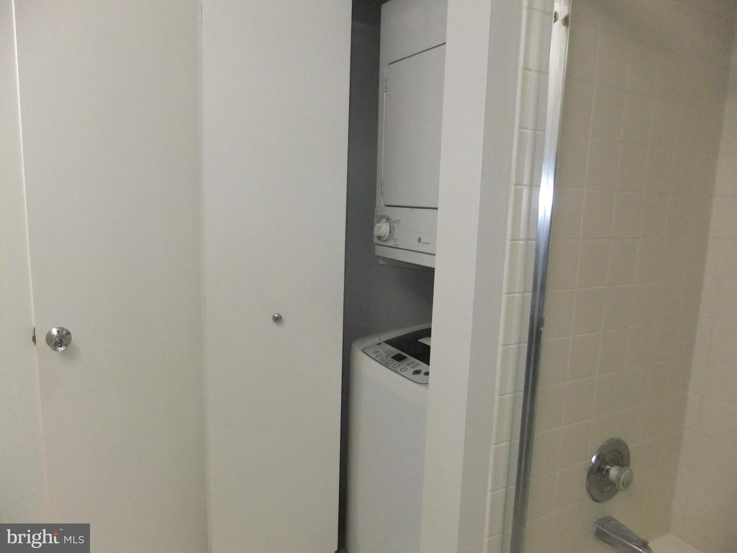 1650 Oakwood Dr #e313 Property Photo 16