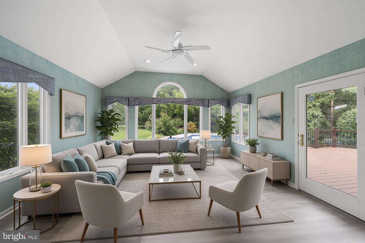 2111 Peregrine Cir Property Photo 25