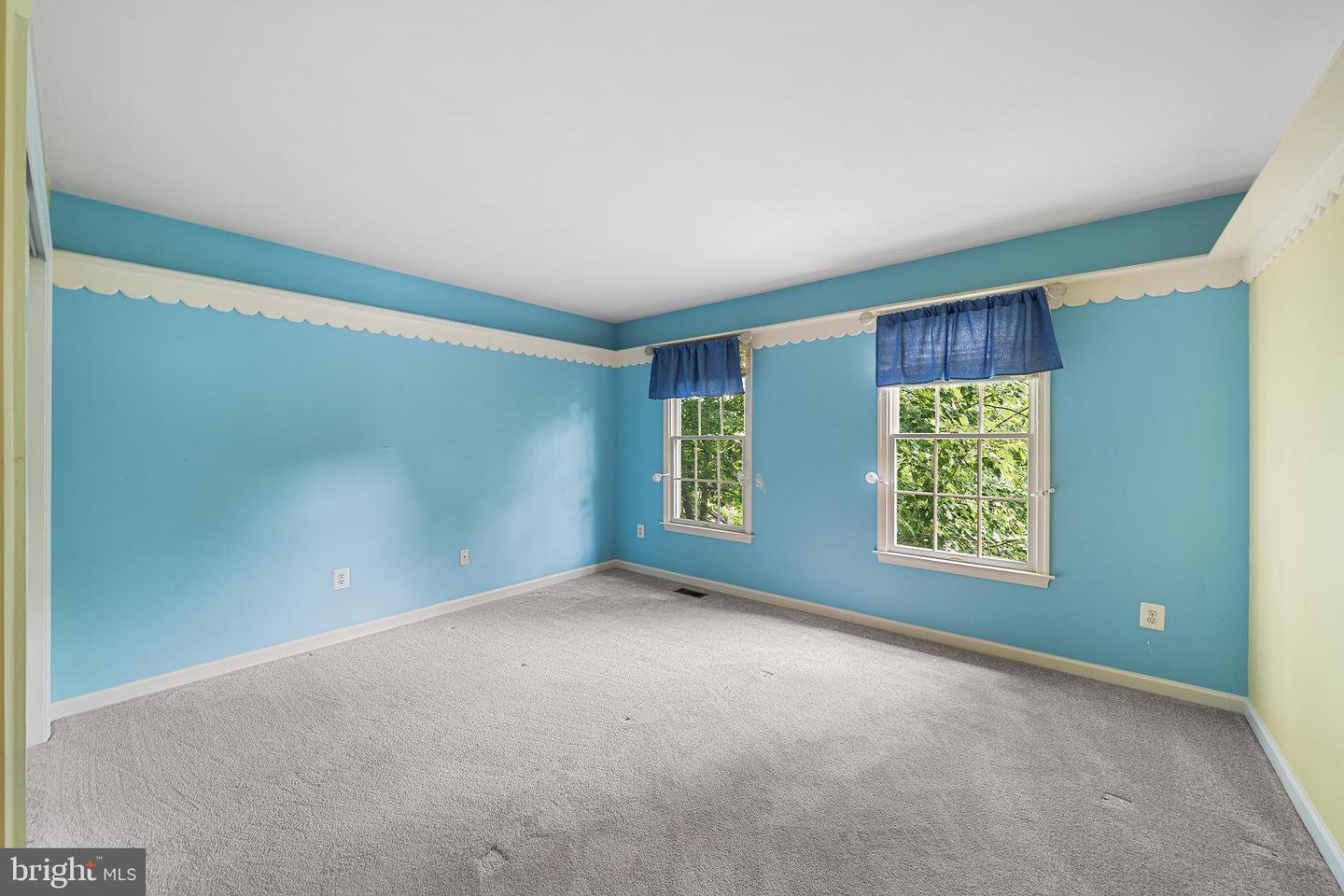 2111 Peregrine Cir Property Photo 34