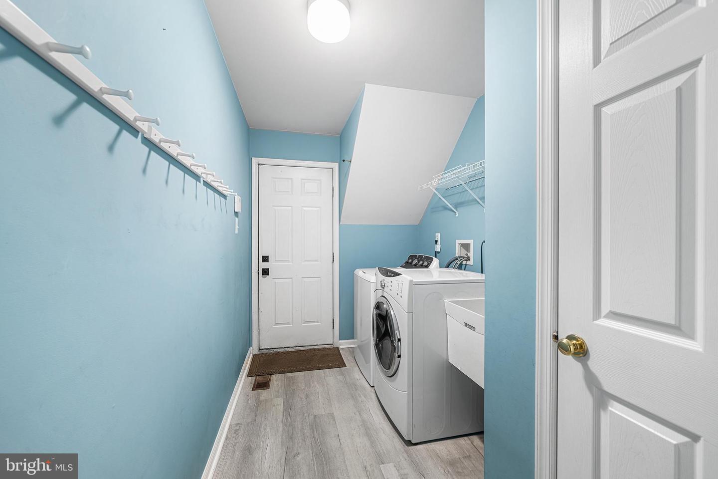 2111 Peregrine Cir Property Photo 49