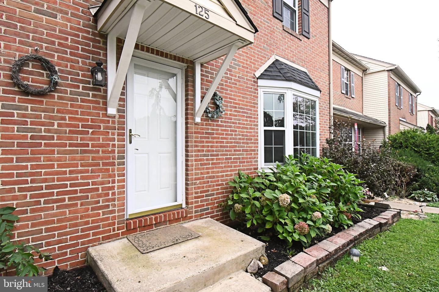 125 Goshen Rd Property Photo 3