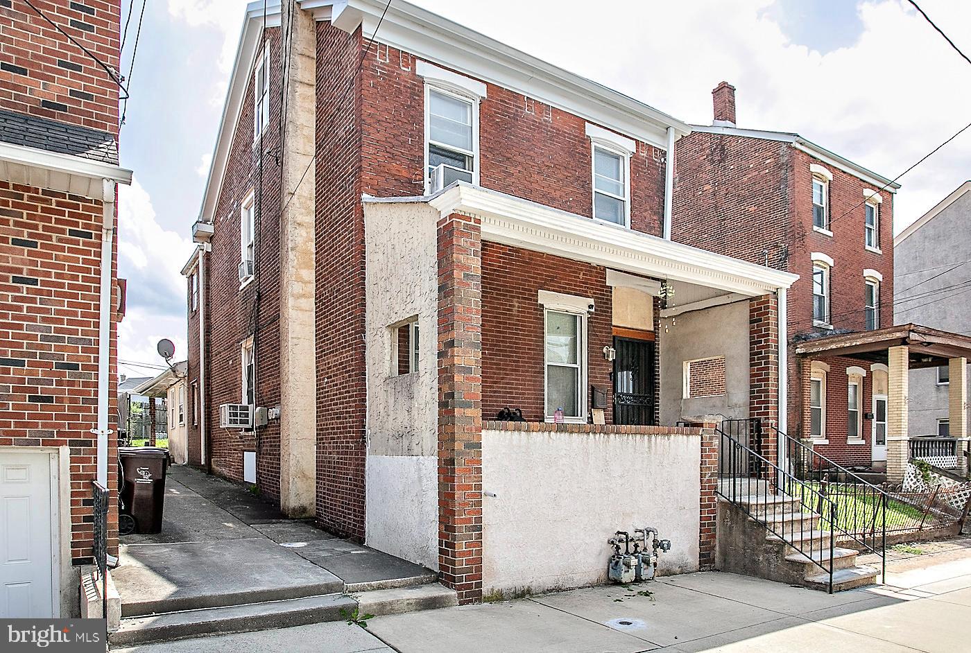 116 Fourth Property Photo 2