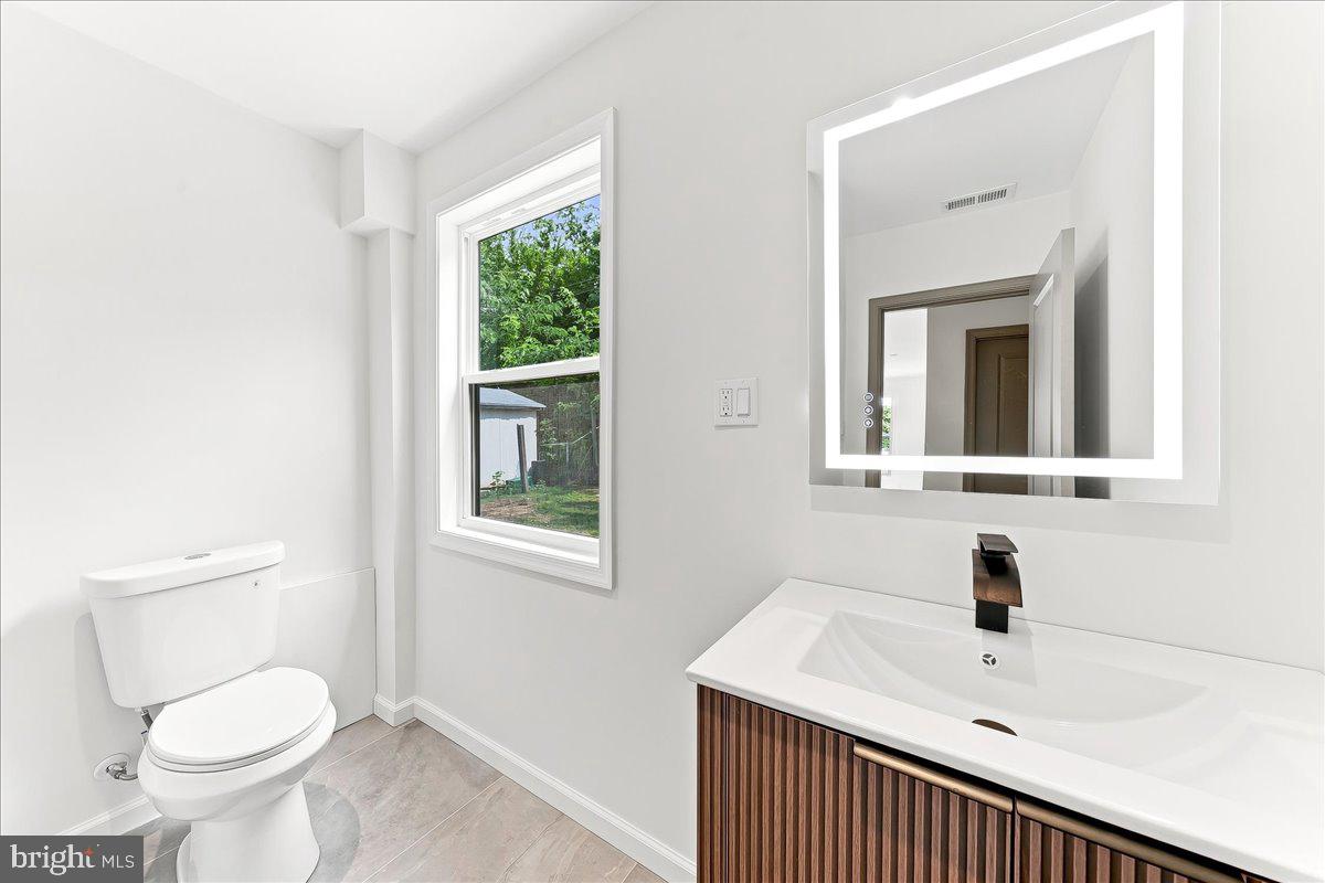 160 Hillview Rd # Property Photo 17