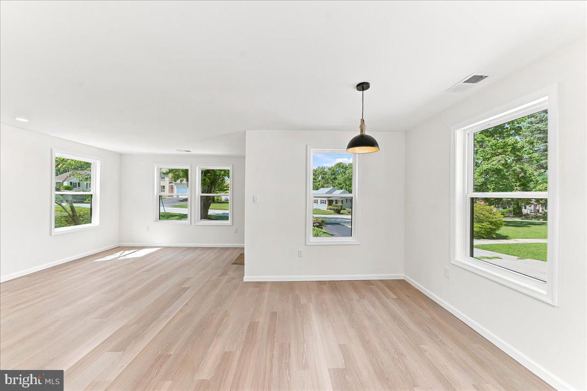 160 Hillview Rd # Property Photo 21