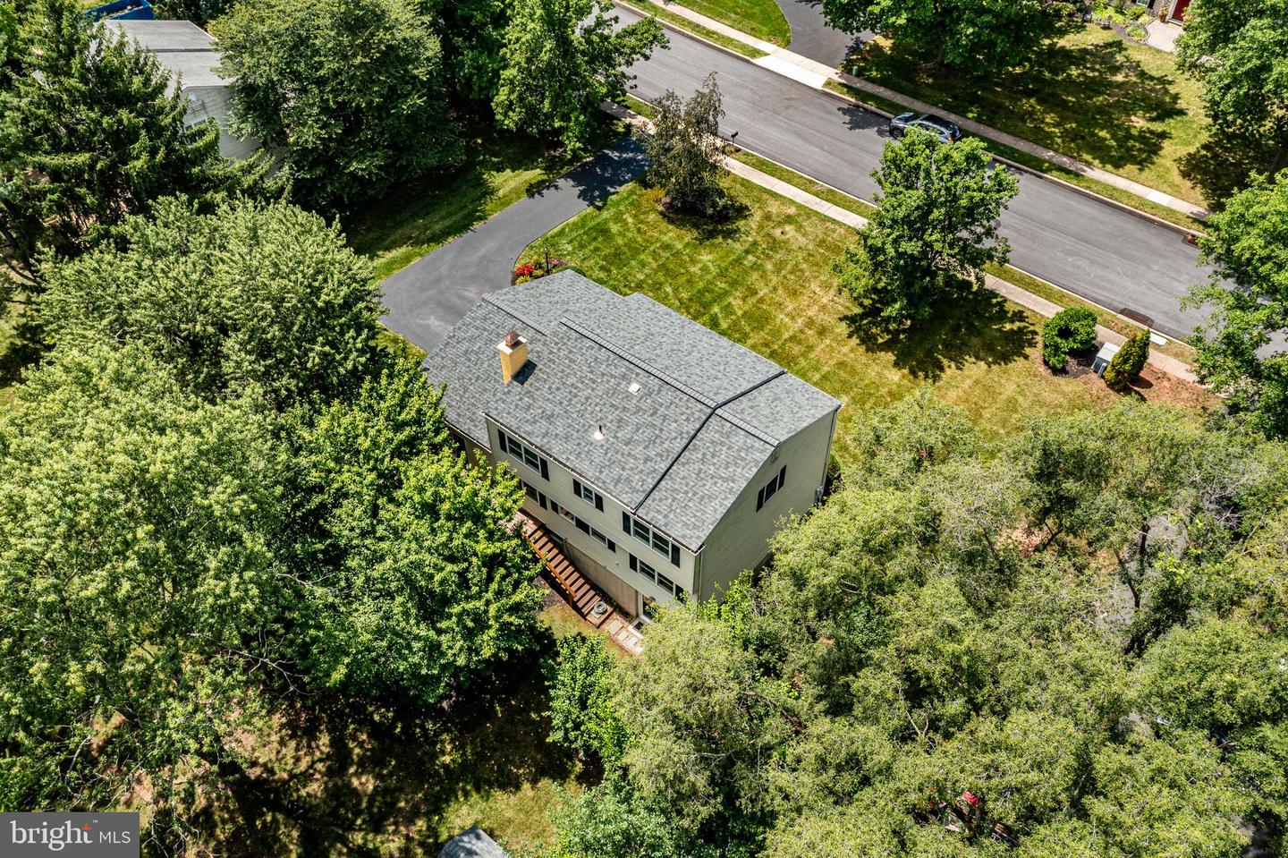 2035 Creek Way Property Photo 55