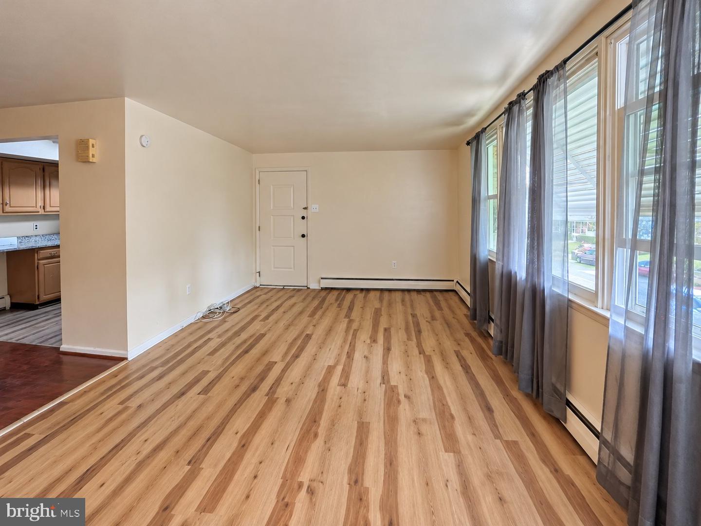 126 Oakland Ave # Property Photo 9