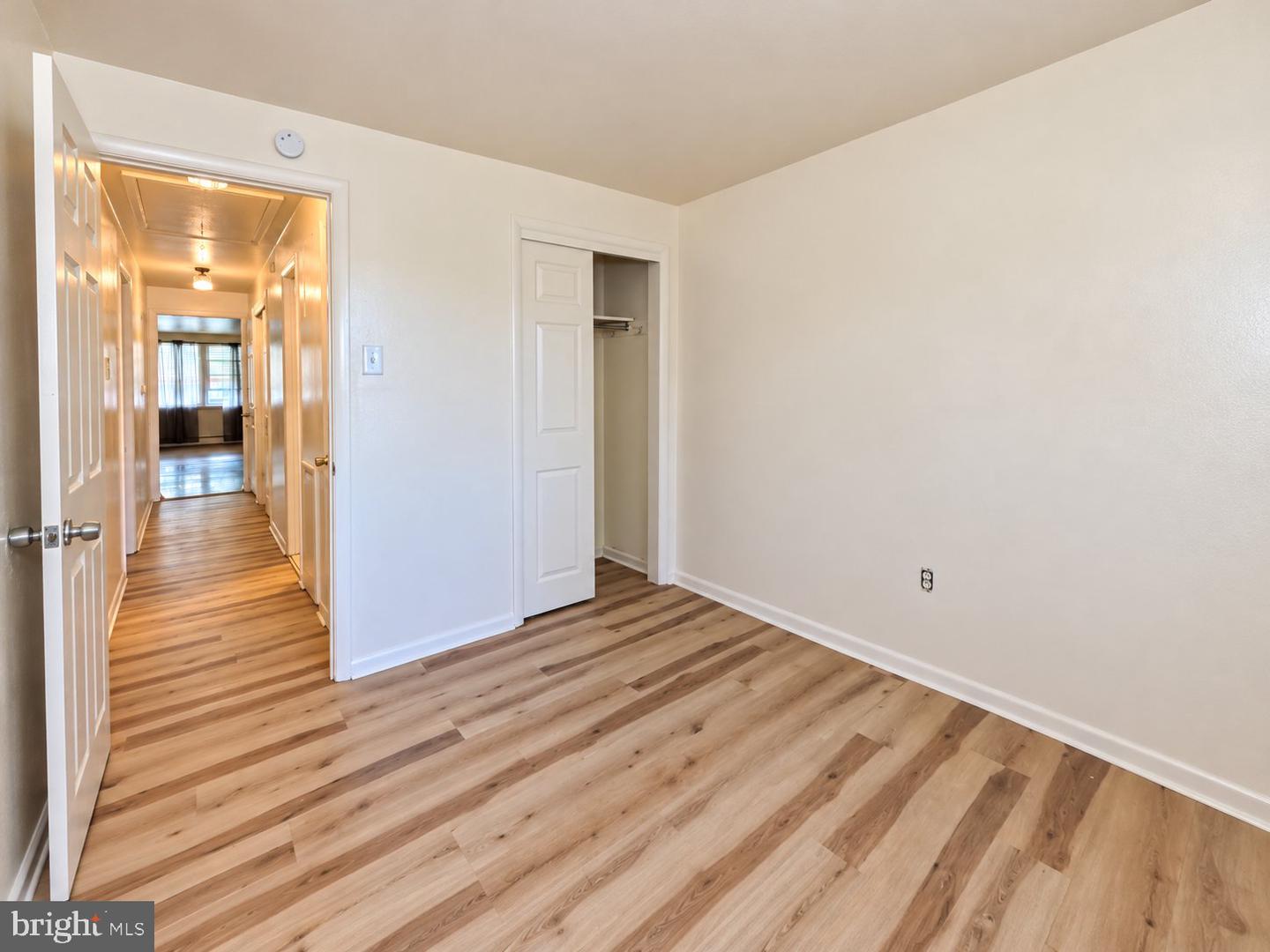 126 Oakland Ave # Property Photo 15