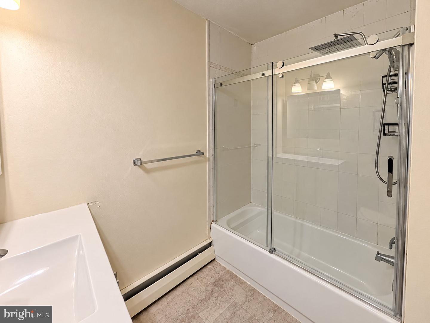 126 Oakland Ave # Property Photo 23