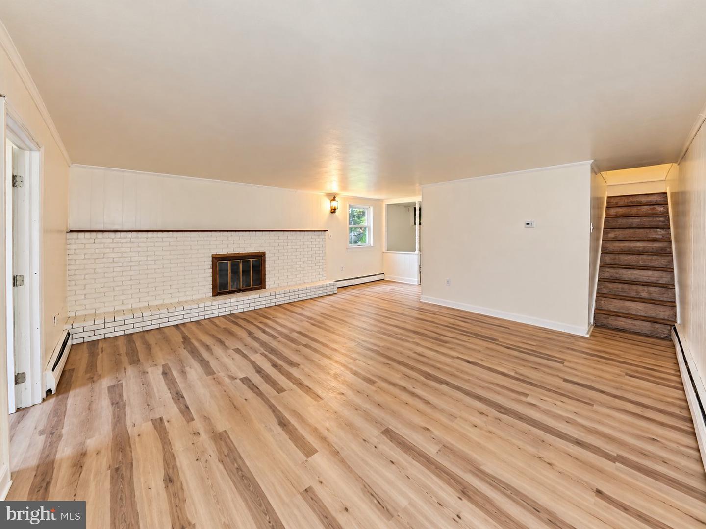 126 Oakland Ave # Property Photo 25