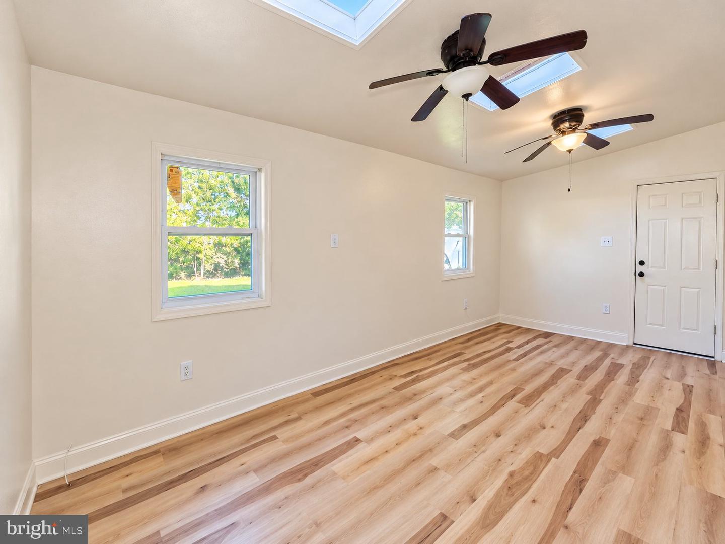 126 Oakland Ave # Property Photo 32