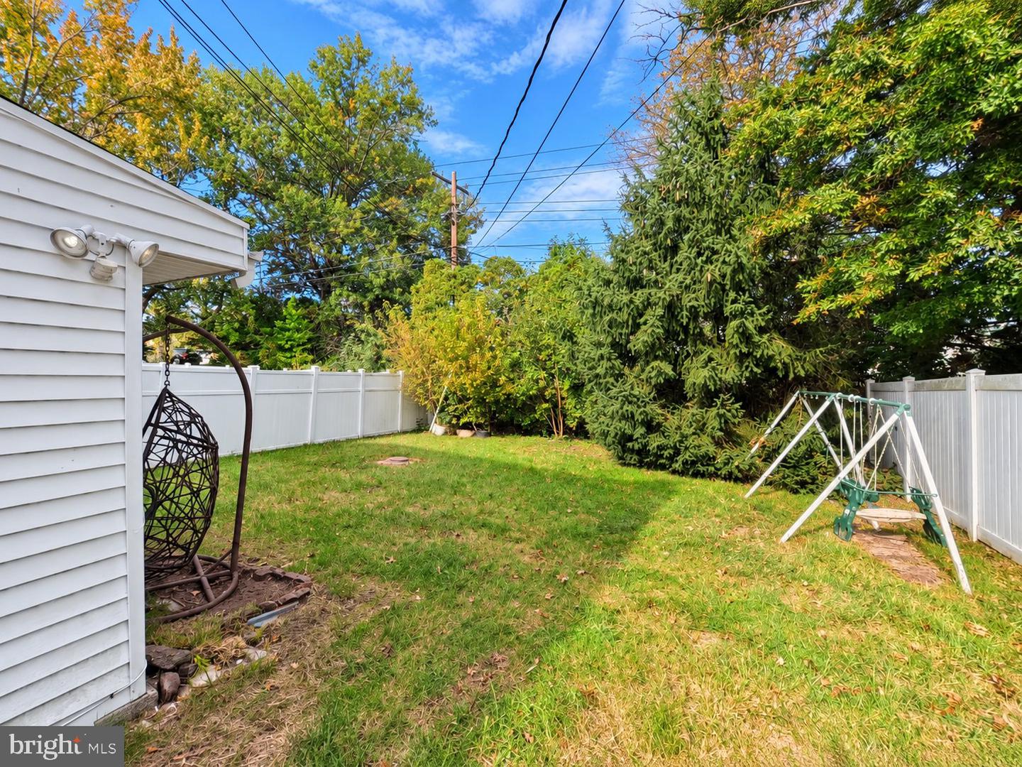 126 Oakland Ave # Property Photo 37