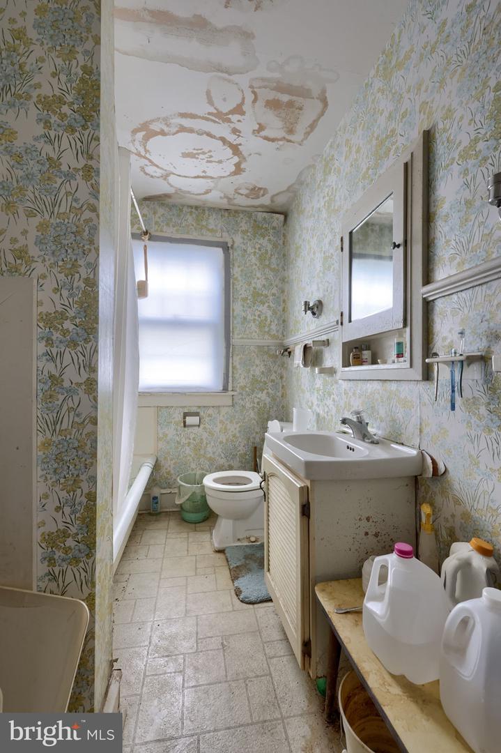 343 Oak Rd # Property Photo 12