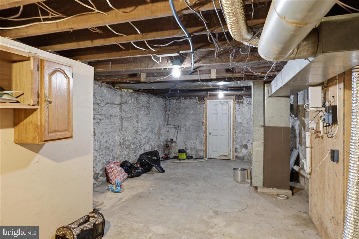 1234 Markley St Property Photo 17