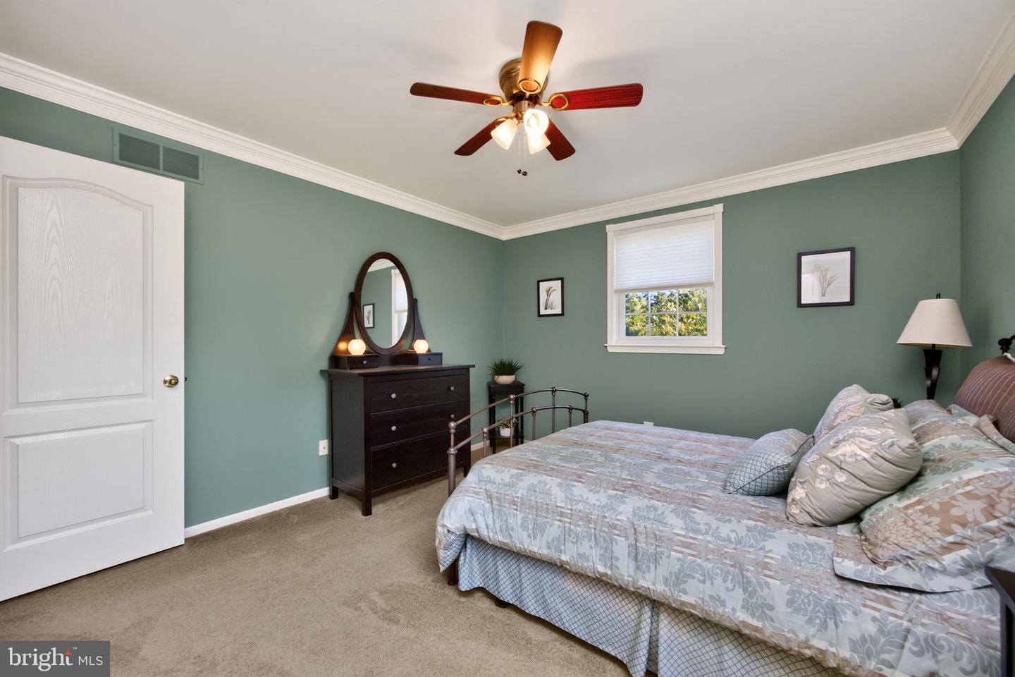 409 Laurel Ln Property Photo 29