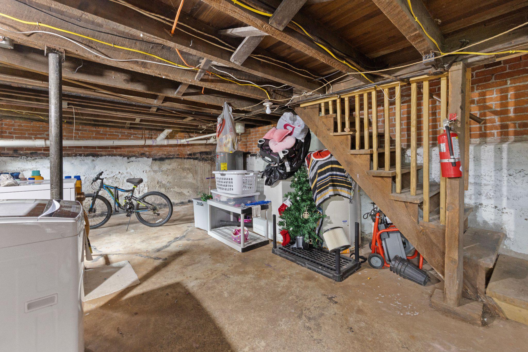 397 N Franklin St Property Photo 36