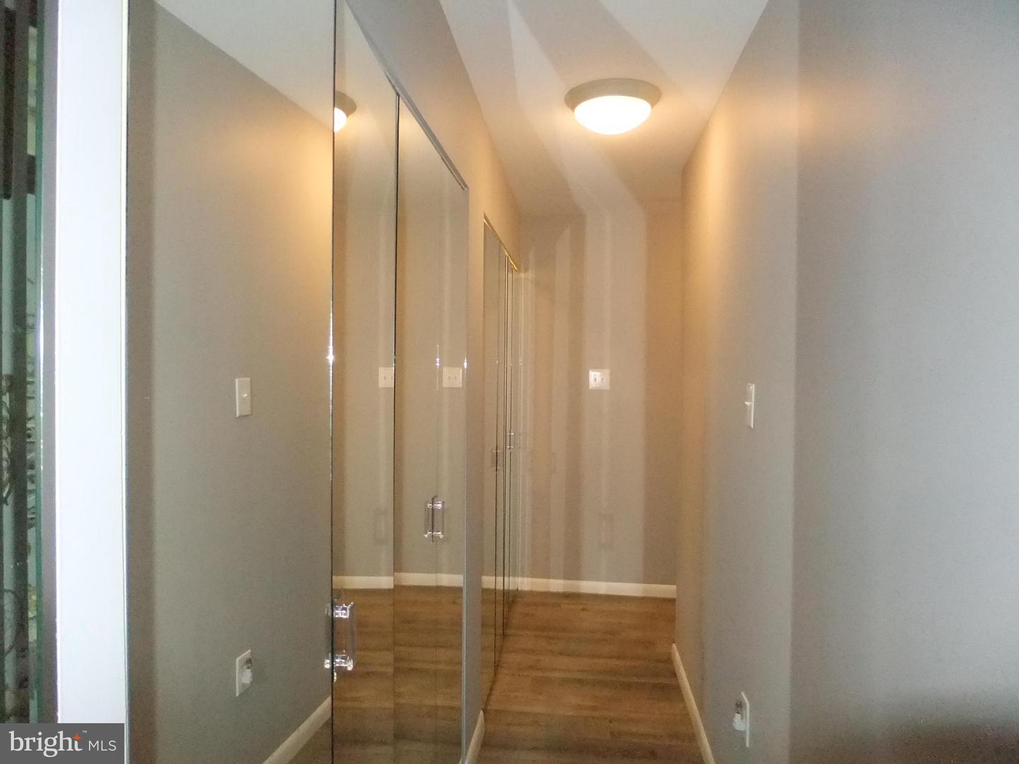 1650 Oakwood Dr #e210 Property Photo 16