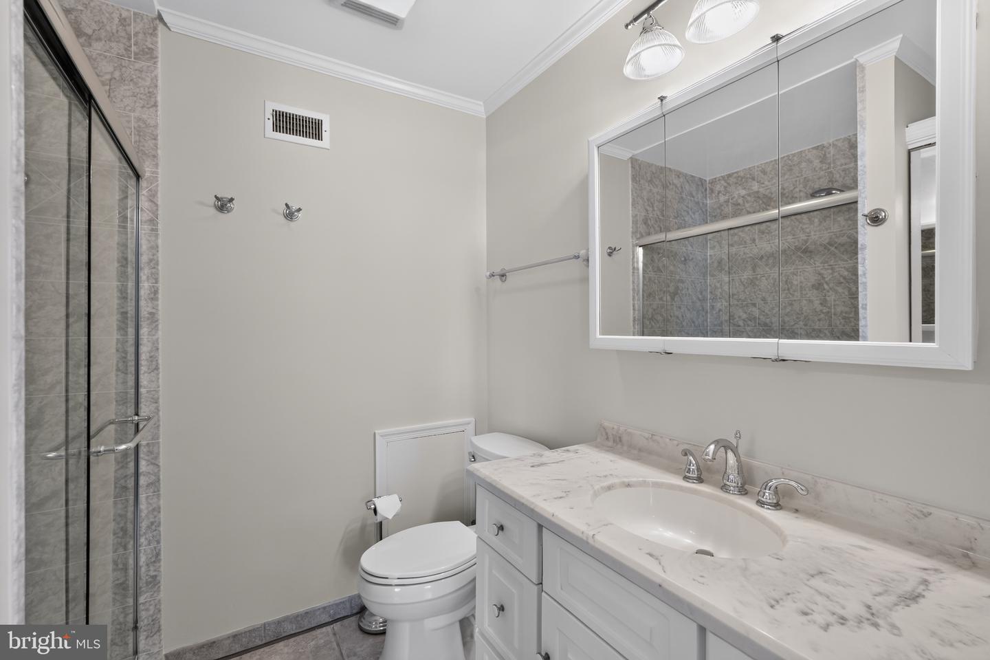 3102 Shawnee Grn Property Photo 16
