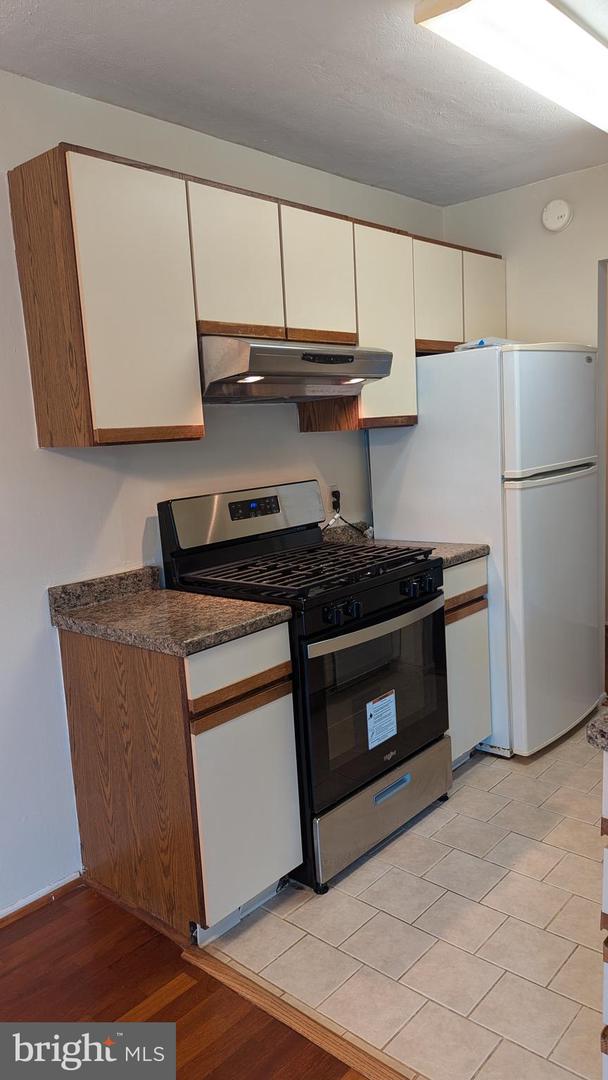 120 N Bethlehem Pike #202-a Property Photo 9