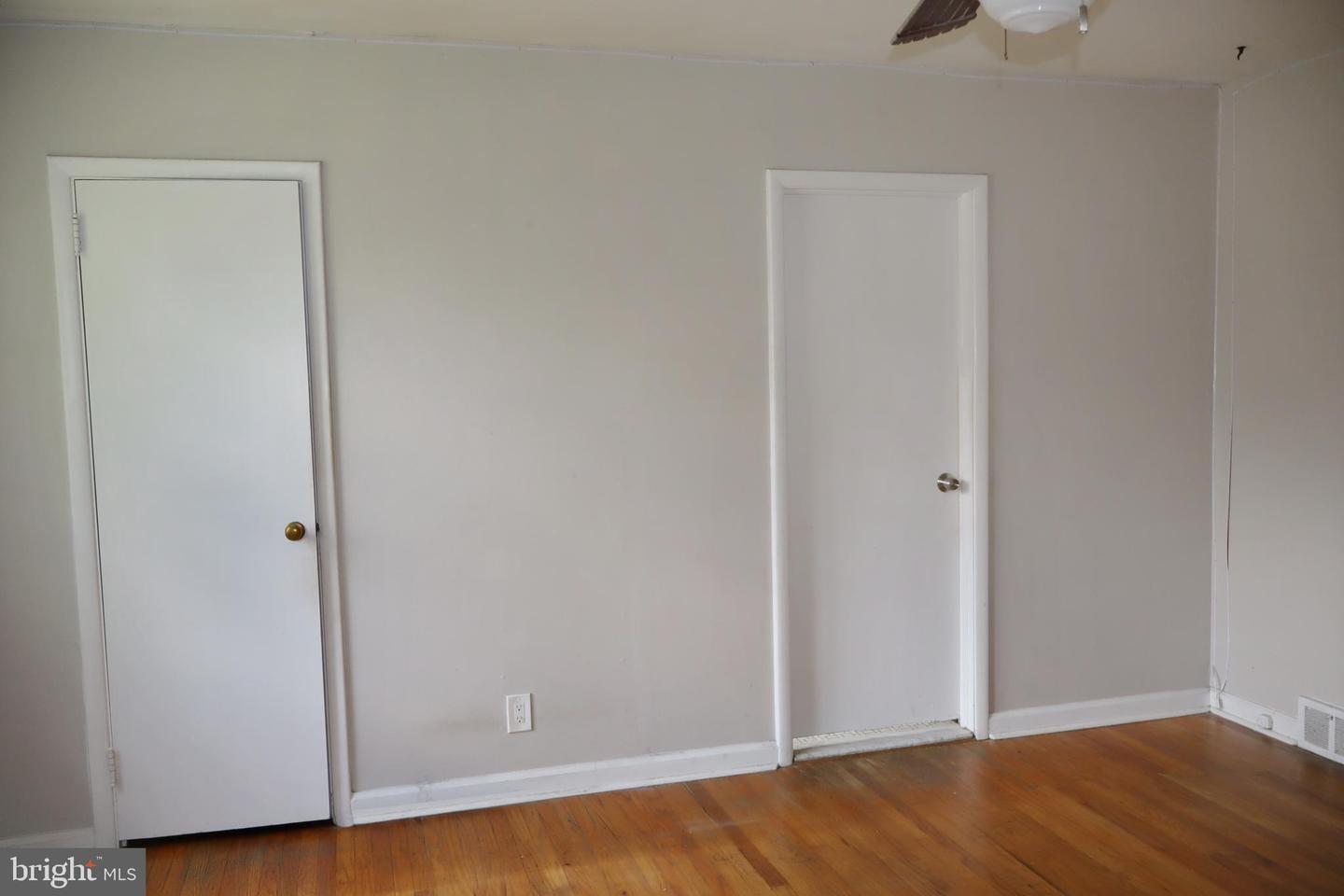 1380 Glenbrook Rd Property Photo 21