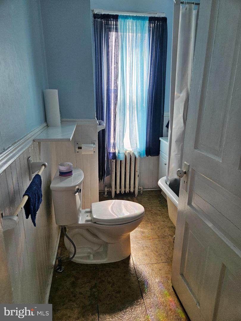 2266 Jenkintown Rd Property Photo 7