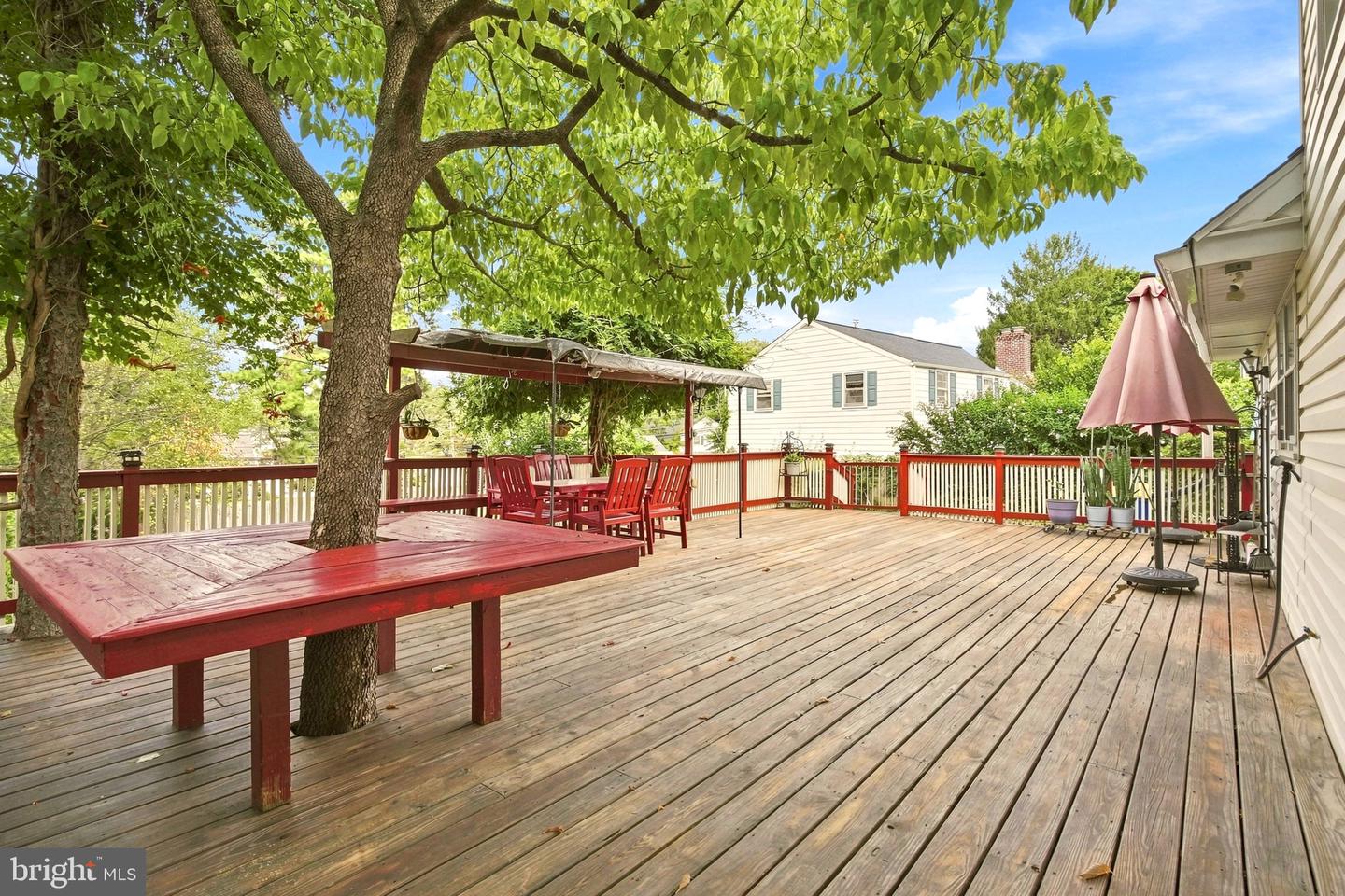 512 Firethorn Rd Property Photo 5