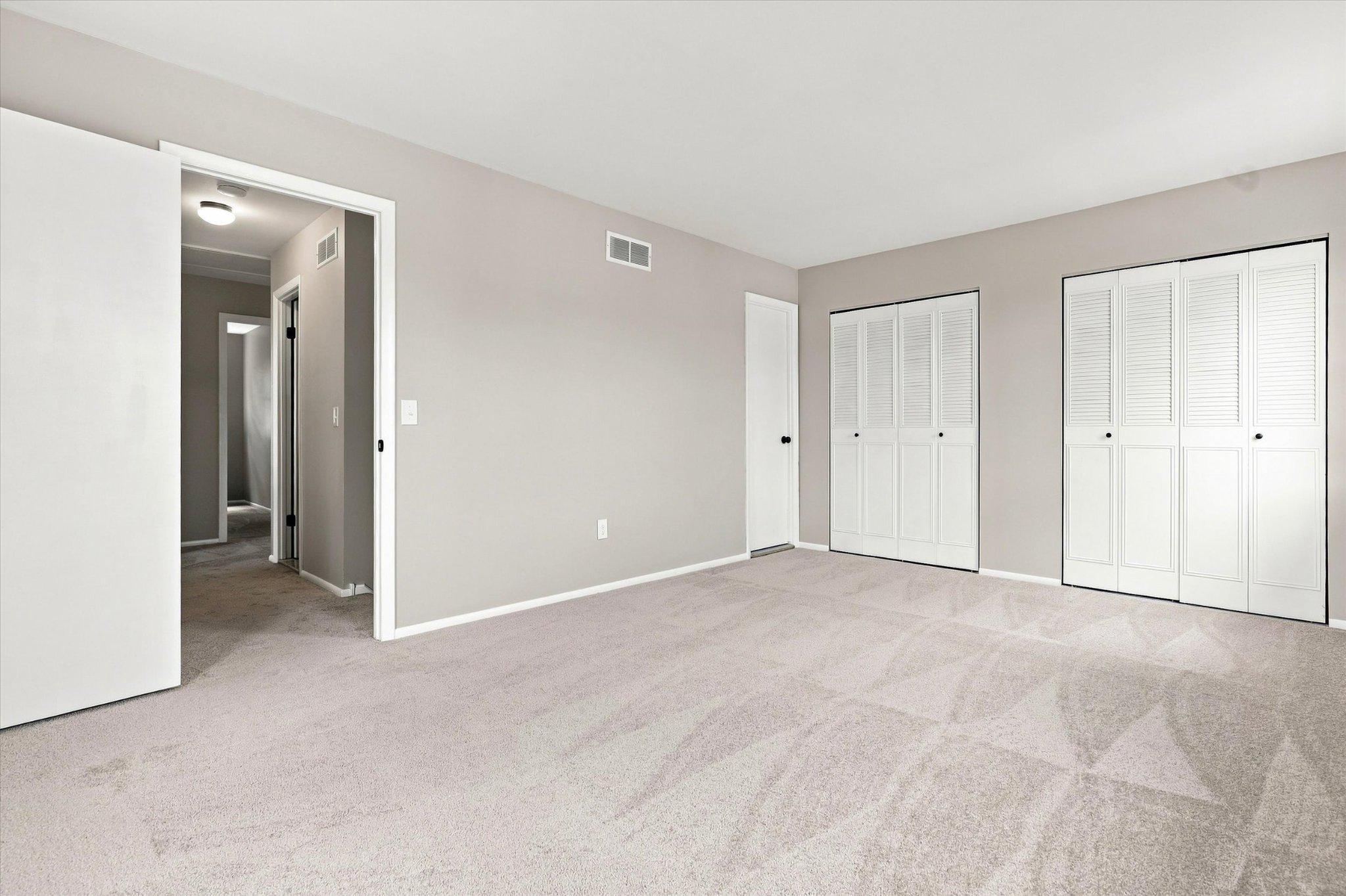 325 Christopher Ct Property Photo 15