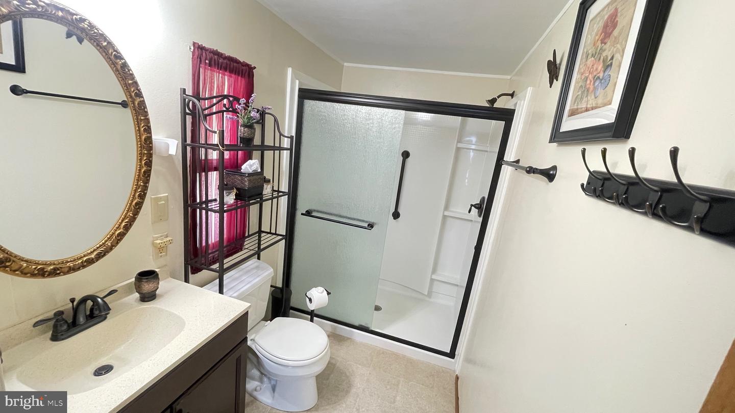 498 Willow Ln Property Photo 19